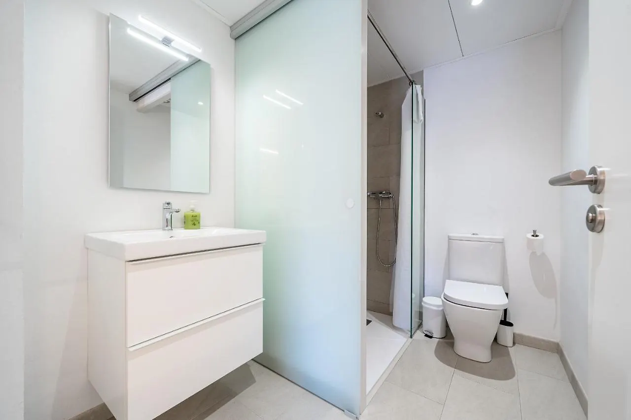 Hauzify I Apartaments Montblanc