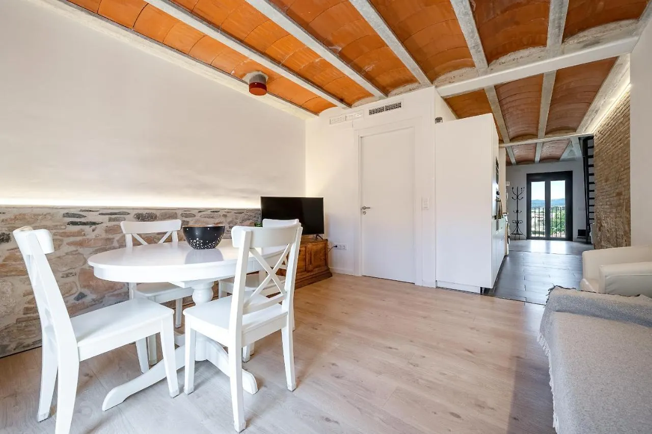 Apartment Hauzify I Apartaments Montblanc Spain